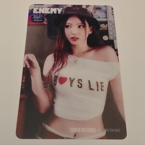 Nayeon 'Enemy' Pc